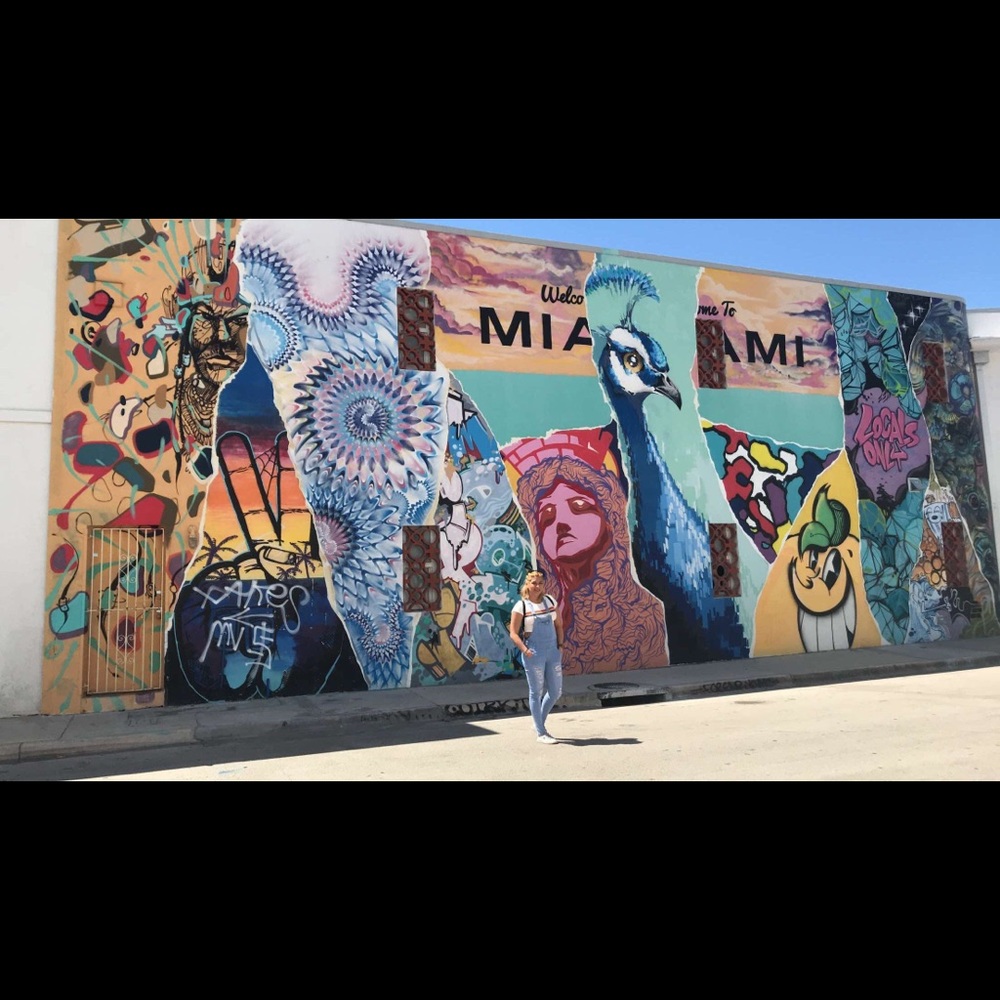 Meet your Posher, Sidney